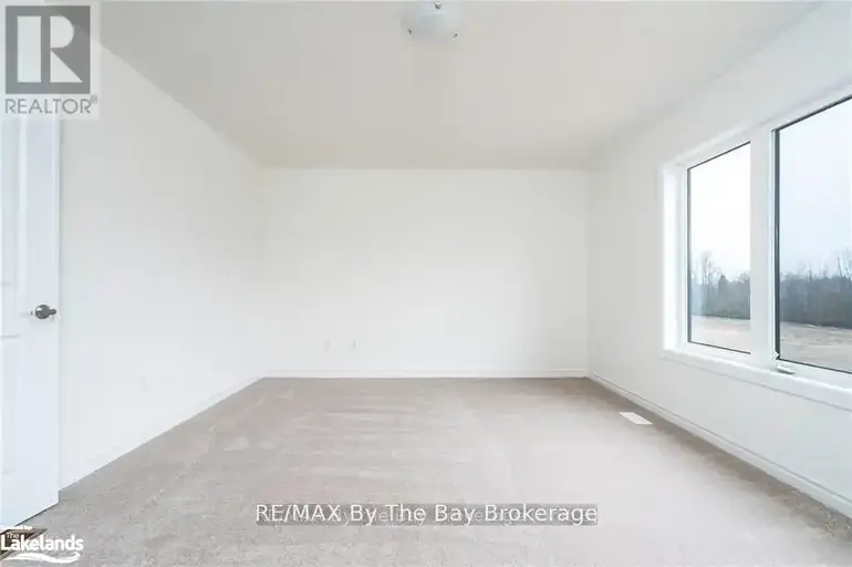 24 SIMONA AVENUE | 24 SIMONA AVENUE, Wasaga Beach | 2940723