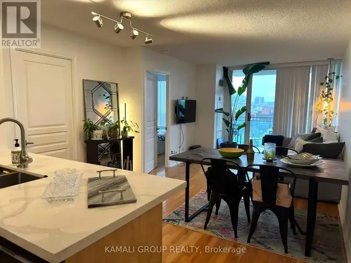 501 - 350 RED MAPLE ROAD | 501 - 350 RED MAPLE ROAD, Richmond Hill | 2940745