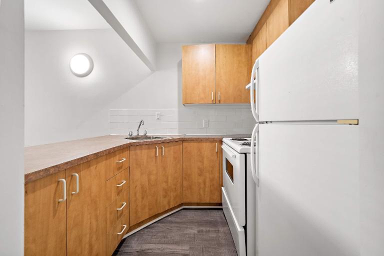 3½ Centre Ville près de McGill - DISPONIBLE EN SEPTEMBRE | 2940917