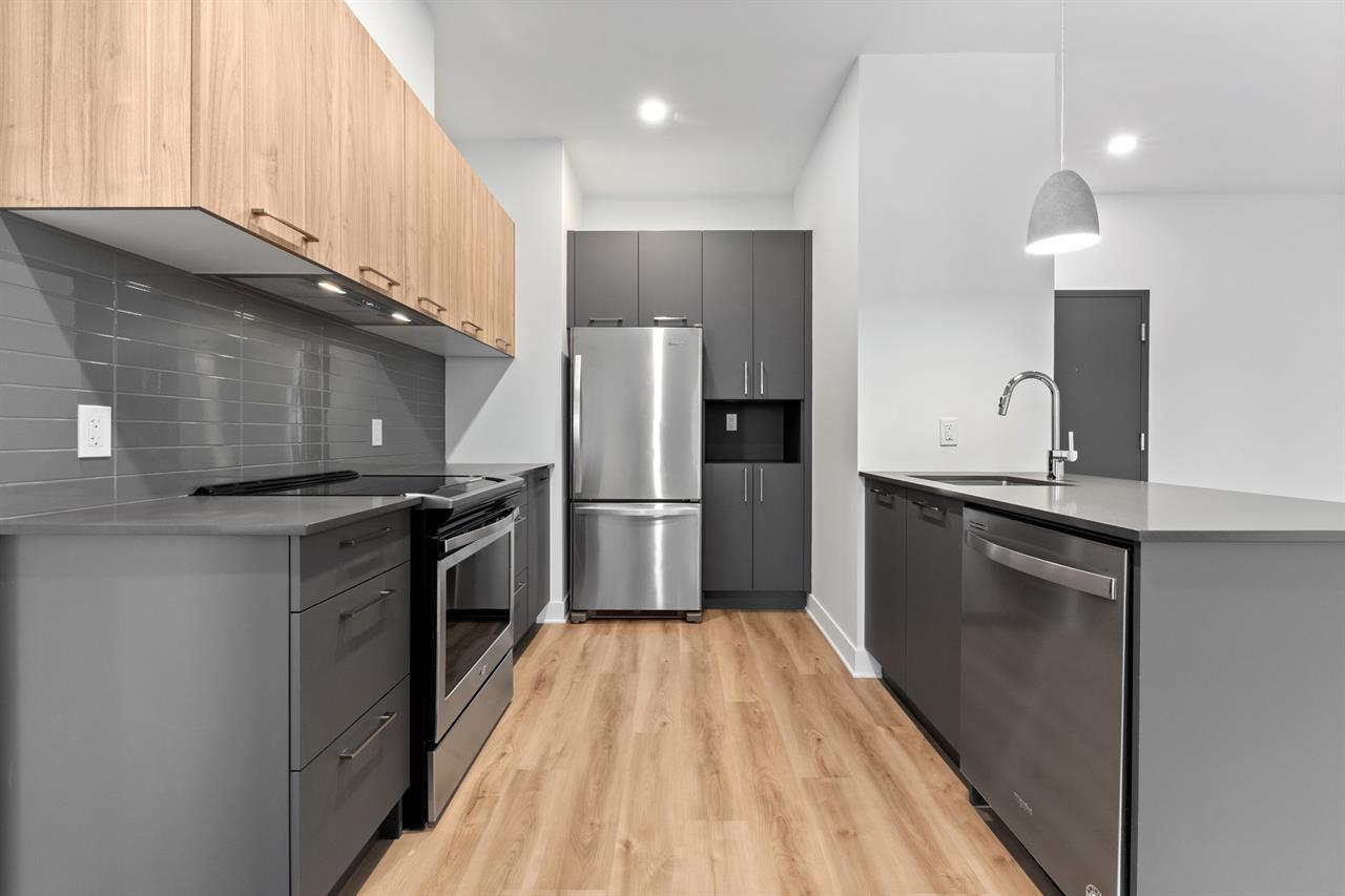 Studio [2.5] - 1355 Le Corbusier Blvd., Laval | 2940975