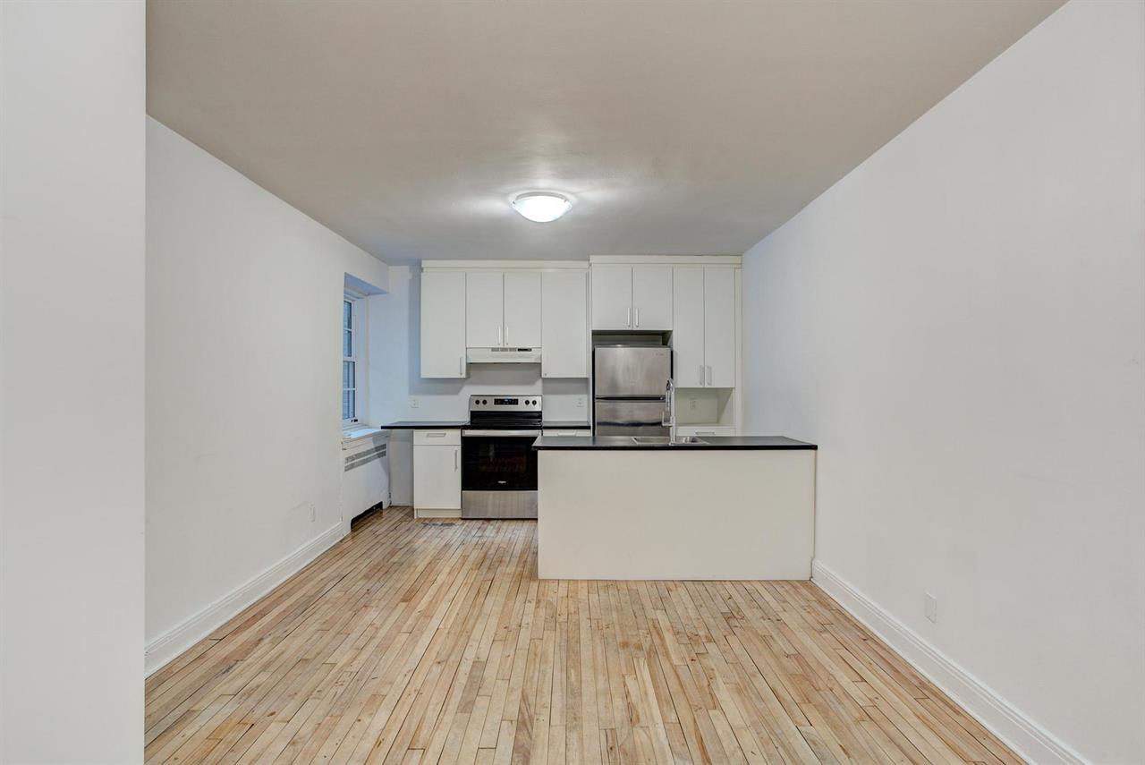 1 Bedroom - 1555 Avenue Summerhill, Ville-Marie | 2940995