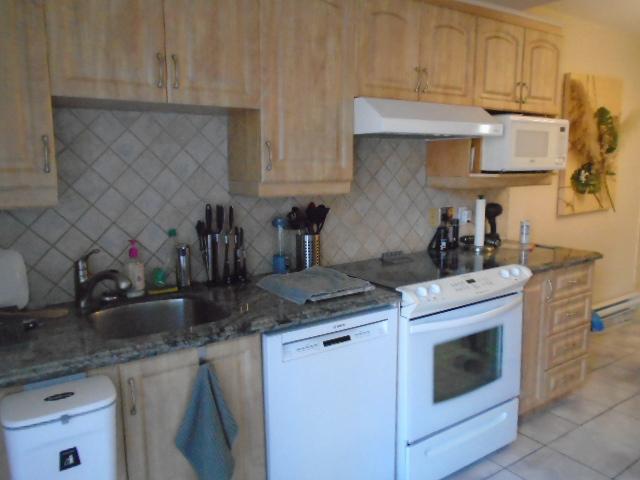 6 ½ rez de chaussé rue Villanelle ST Léonard | 2941381