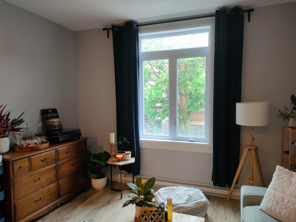 5 1/2 Avec 2 Chambres Et Cour Arrière | 2941446