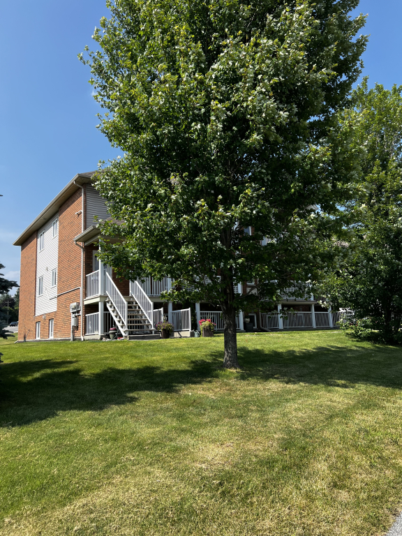 Condo De Luxe 1250 PI CARRÉ | 2941895