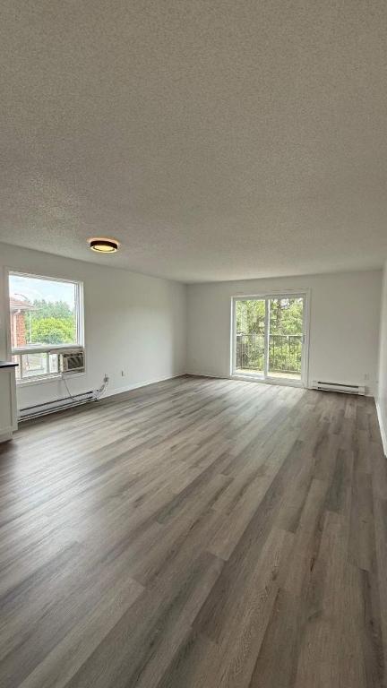 2 CH - 1 SDB - Gatineau - $1,700 /mo | 2942193