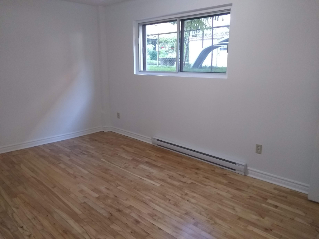 3½ Saint-Léonard Demi Sous-Sol | 2942455