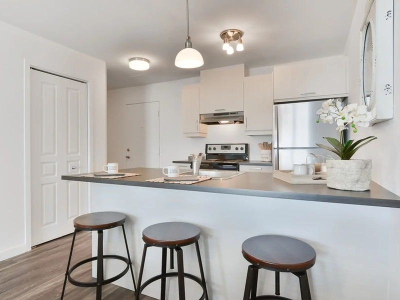 2 Bedrooms - 9155 Lennon Street, Brossard | 2942492