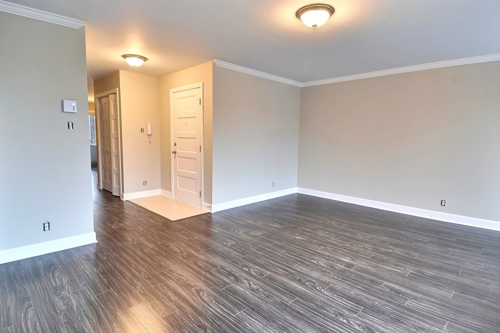 Magnifique Condo | 2942509