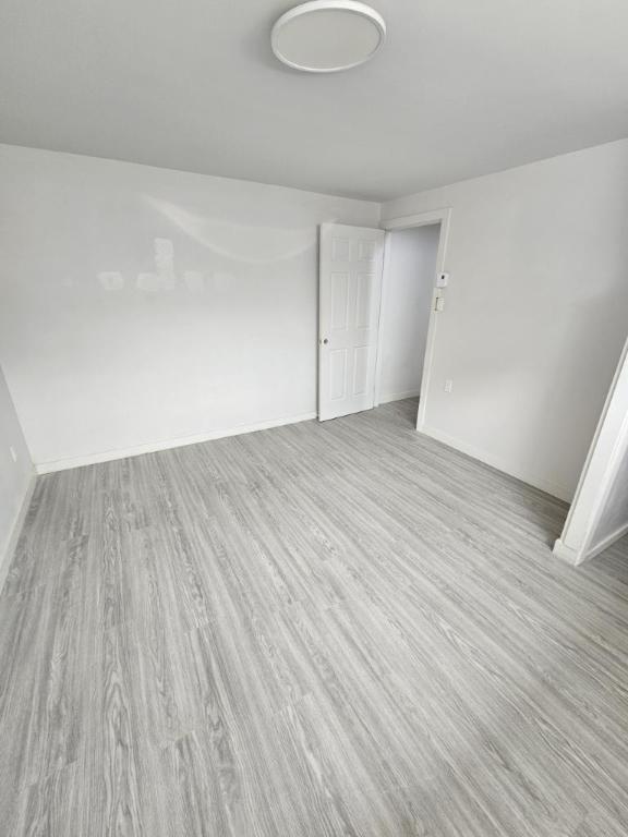 5 1/2 - Longueuil (Saint-Hubert) - 2 400 $/mois | 2942840