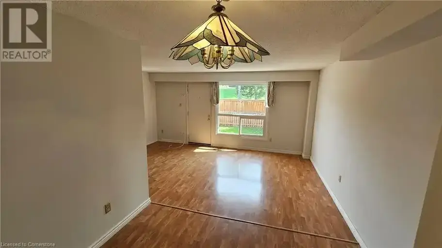 217 PIONEER Drive | 217 PIONEER Drive, Kitchener | 2951030