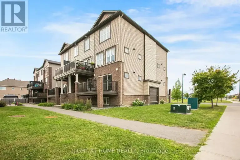 A - 308 DES TILLEULS PRIVATE | A - 308 DES TILLEULS PRIVATE, Ottawa | 2943073