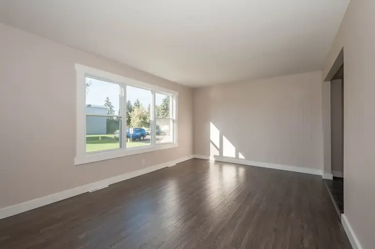 Ascot Gardens | 13027 132 St NW, Edmonton | 2943125