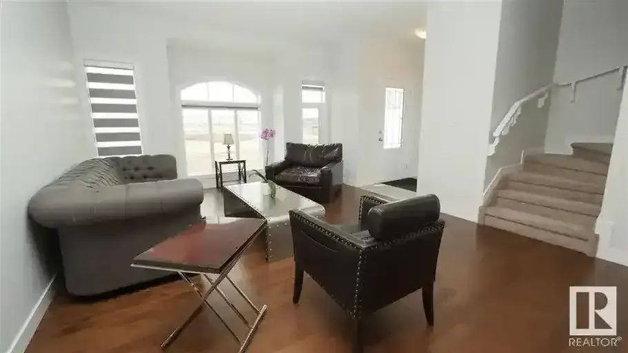 1868 SF Townhouse One Year Lease 723 172 Street SW Regency | 723 172 Street Southwest, Edmonton | 2943171