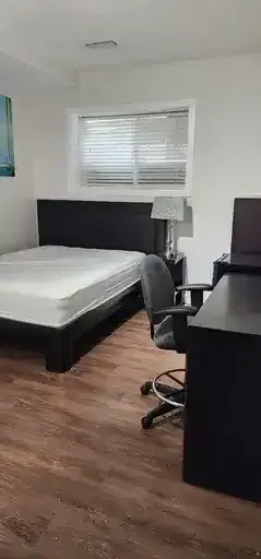 Room For Rent, Private Bath, Utilities Included, Super Fast Wifi, Perfect For Student, Quiet and Peaceful | 32 Lake Ridge, Olds | 2943177