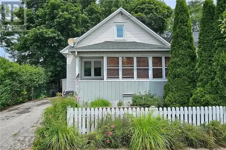12 HENRIETTA Street | 12 HENRIETTA Street, St. Catharines | 2943278