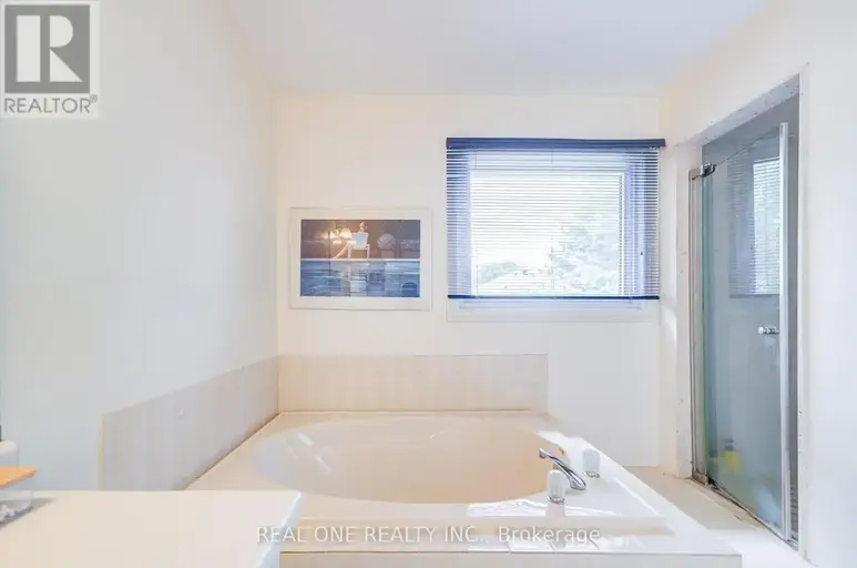 520 BLENHEIM CRESCENT | 520 BLENHEIM CRESCENT, Oakville | 2951065