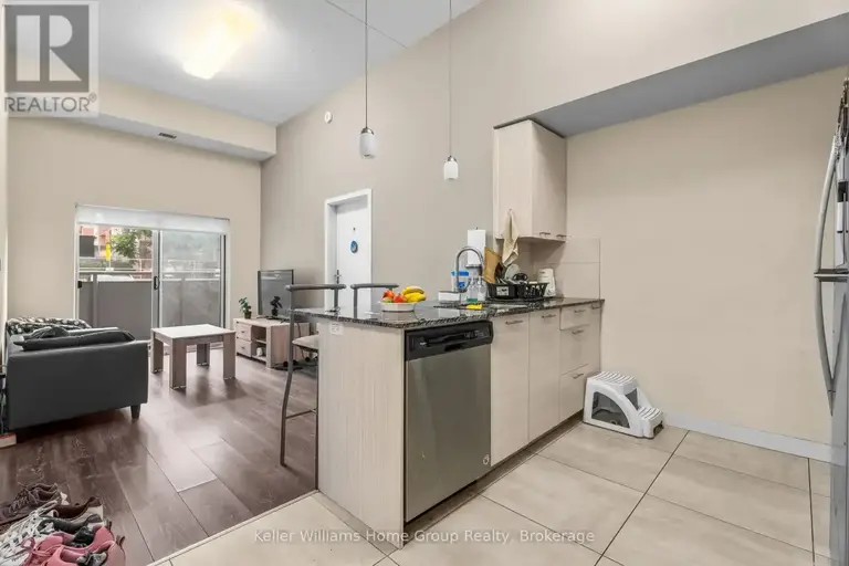 109 - 251 HEMLOCK STREET | 109 - 251 HEMLOCK STREET, Waterloo | 2943679