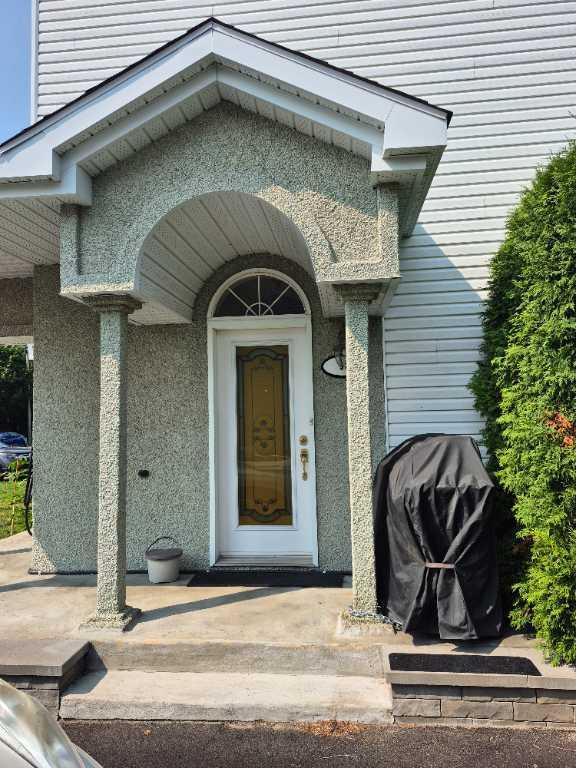 Grand 3 1/2 semi meublé | 2943840