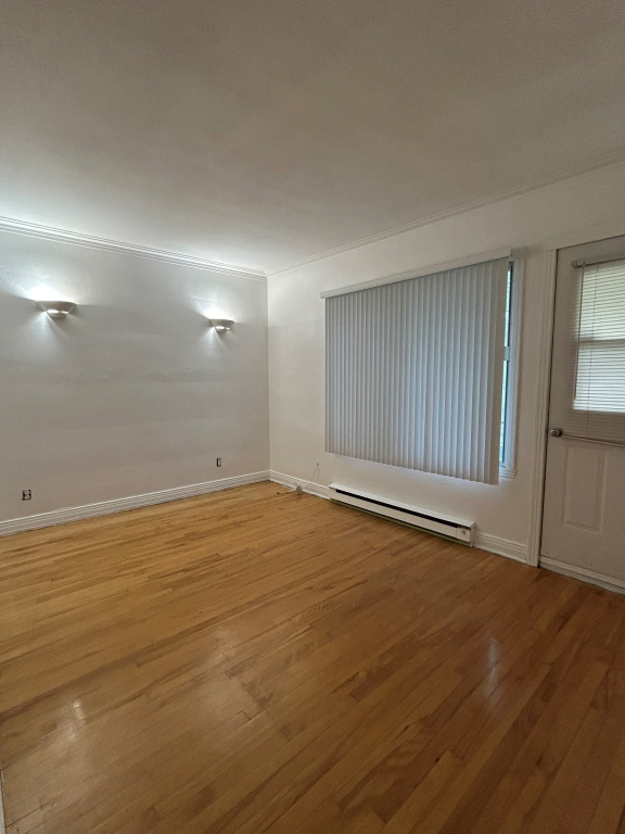 4½ (METRO Jolicoeur) | 2944346