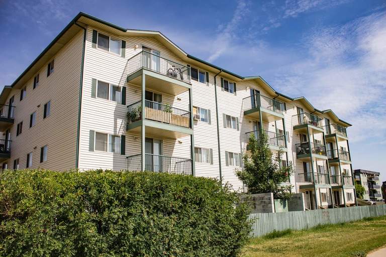 Parkview II Apartments | 9501A Manning Avenue, Fort McMurray | 2948360