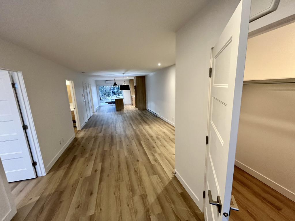 4-1/2 Neuf Au Carré Belvédère | 2945072