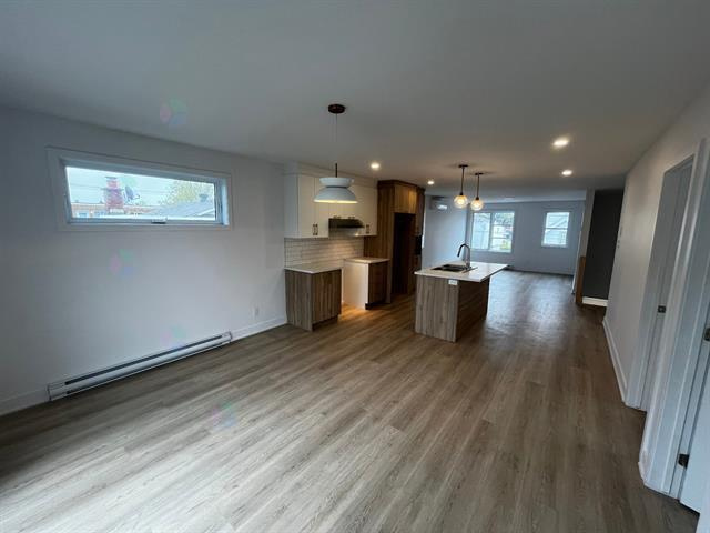 Dernier étage Du Triplex - Longueuil | 2945090