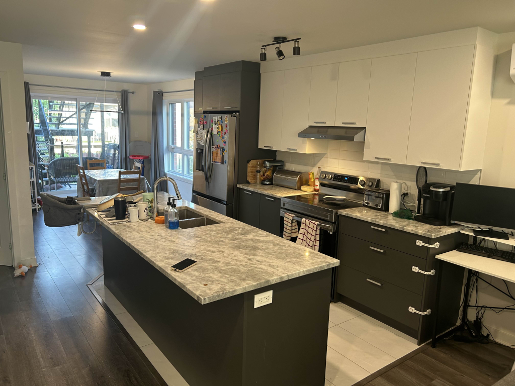 5 1/2 A Louer / 3 Beds 1 Bath | 2945097