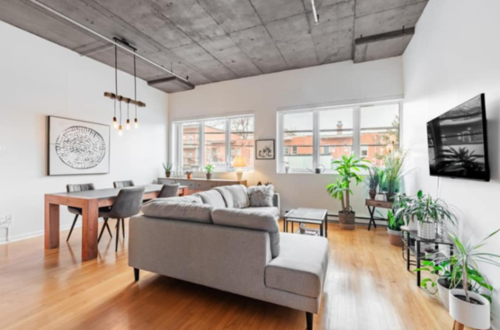 Condo Loft Dans Homa (pour Sept) | 2946626