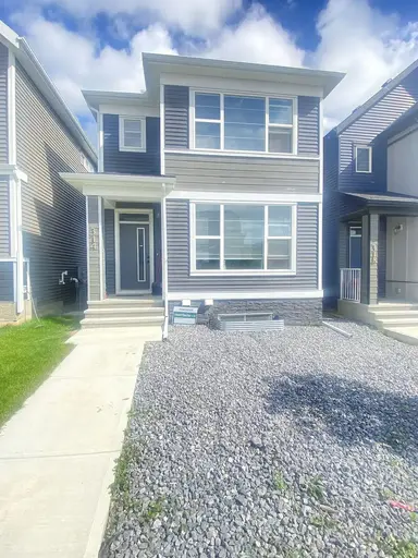 Spacious 3 Bed/2.5 Bath Main Floor in NW + Detached Garage | 314 Aquila Way NW, Calgary | 2945285