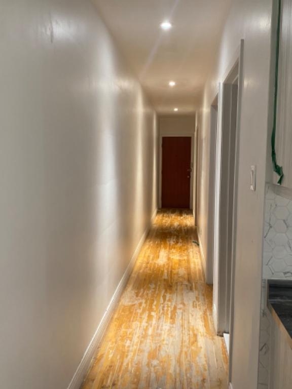 Charmant 4 1/2. 2. Chambres. Fermer. | 2945354