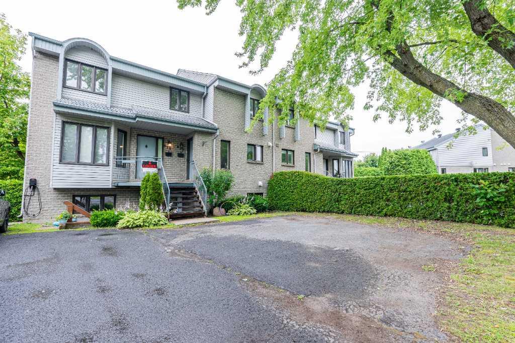 5 1/2 Triplex sur 2 étages - BOUCHERVILLE | 2945357