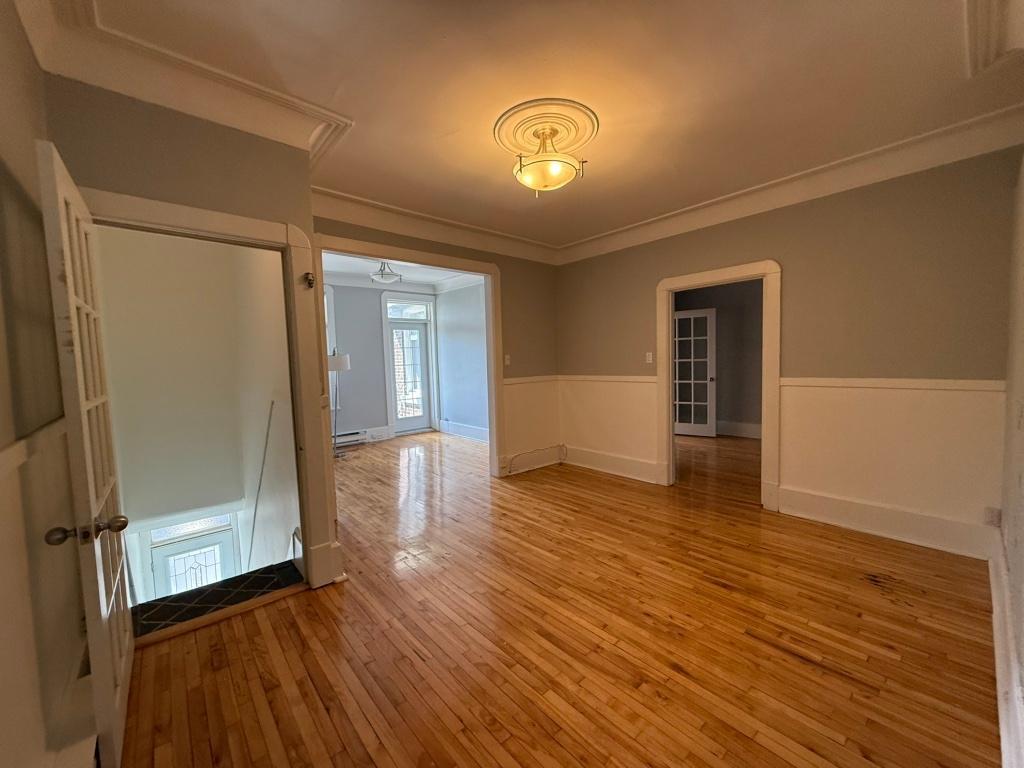 Grand 6 1/2 rénové Verdun | 2945359