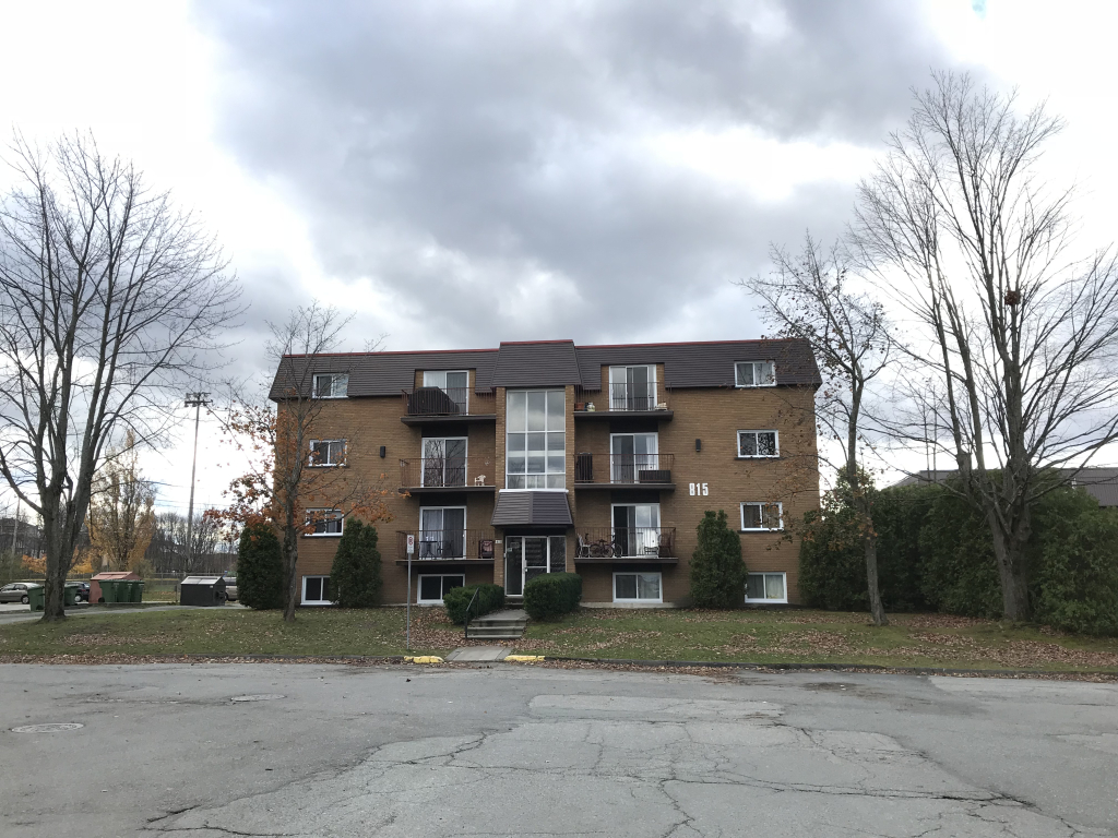 4½ à 1025$/mois, Eau Chaude Et Chauffage | 2946027