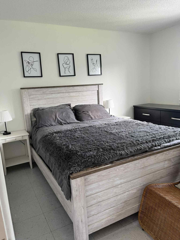 4½ à 1025$/mois, Eau Chaude Et Chauffage | 2946027