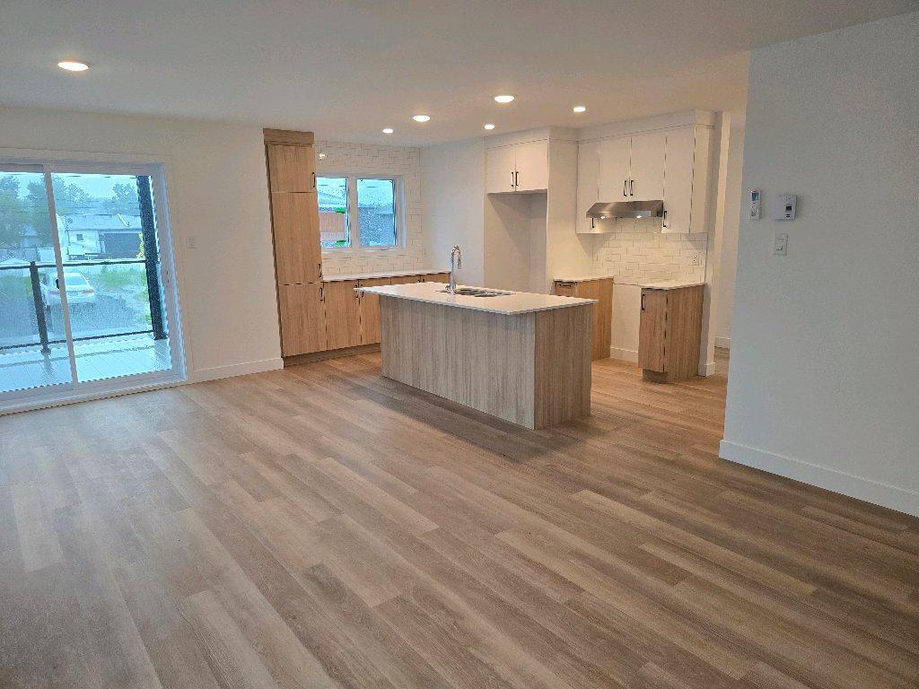 Appartement 4 1/2 de qualité bien situé | 2946509