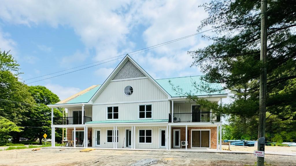 Merveilleux condo locatif à Brigham | 2946512