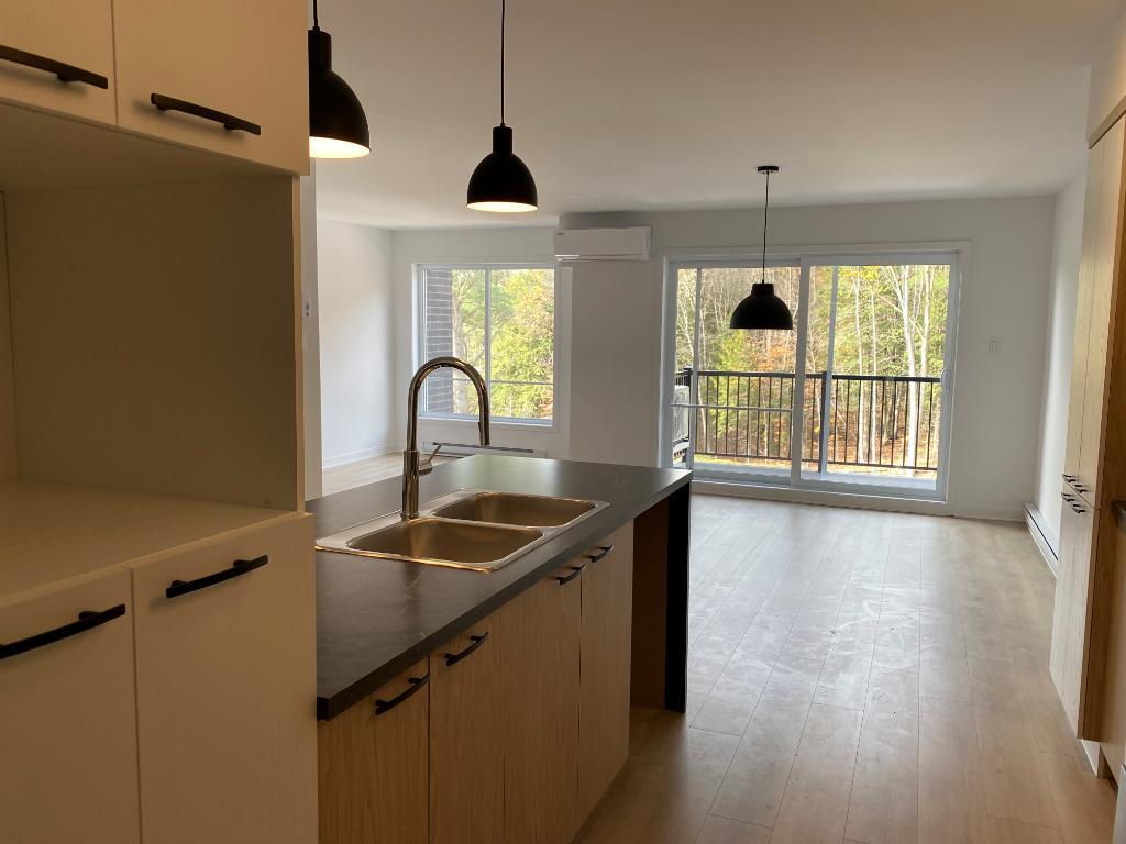 Logement 5 1/2 avec ascenseur - Septembre 2025 - St-Jérôme | 2946515