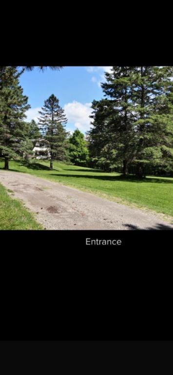 Superbe maison à louer, 10 minutes du centre-ville de Sherbrooke $2,100 | 2946531