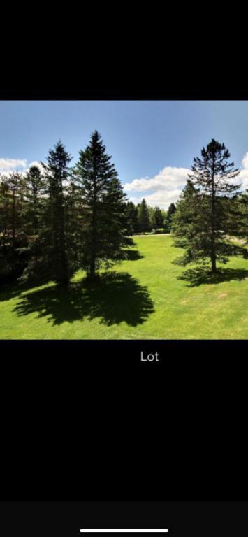 Superbe maison à louer, 10 minutes du centre-ville de Sherbrooke $2,100 | 2946531