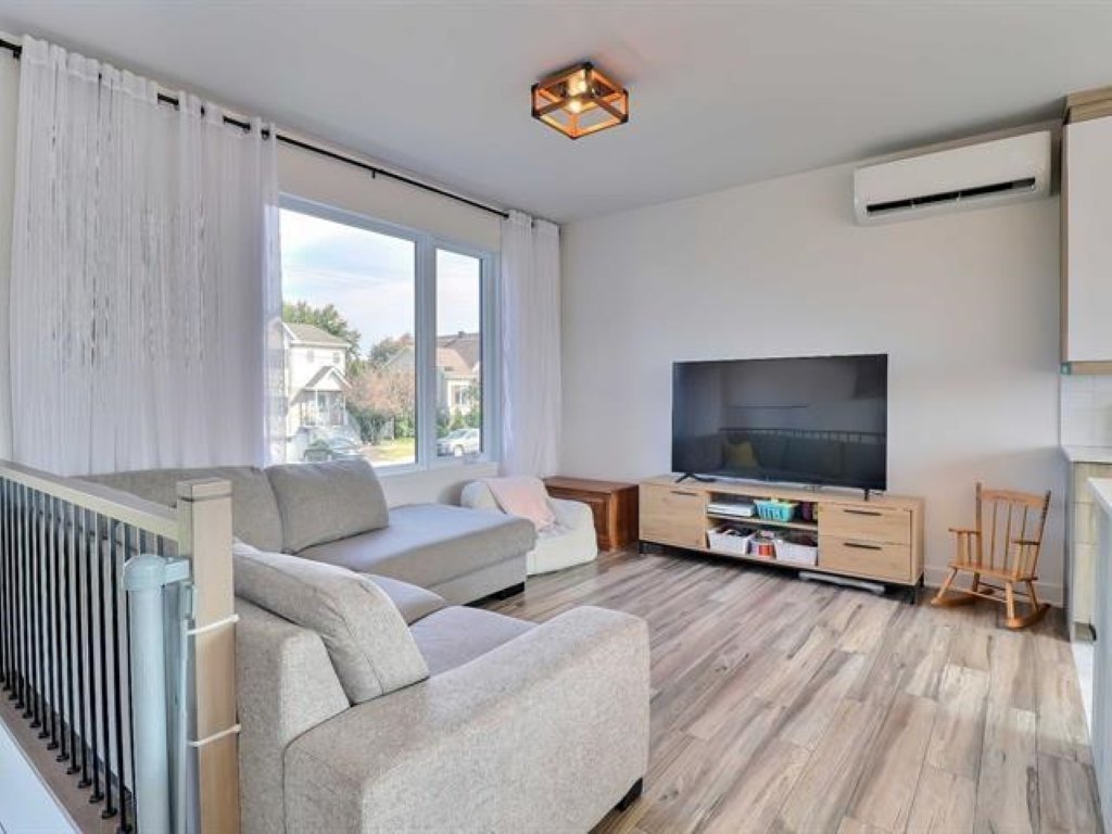 Maison Saint-Lin/Laurentides À Louer | 2946639