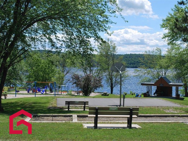 Terrain Résidentiel Lac-Saint-Paul À Vendre | 2946640