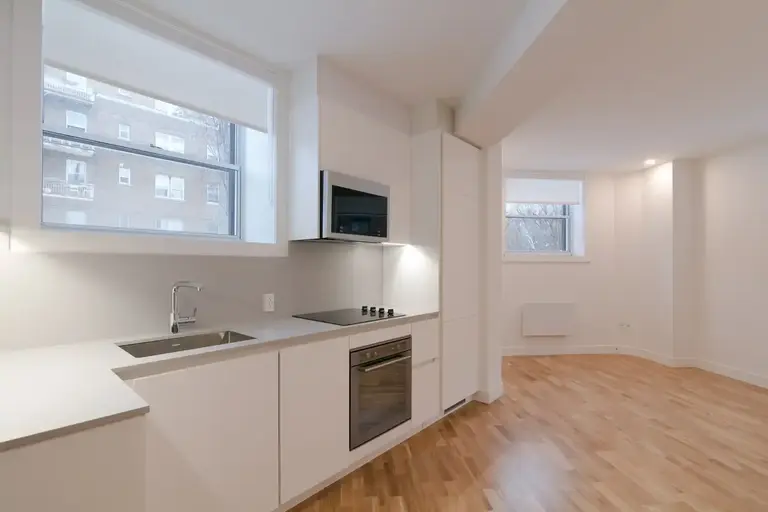 5530 Cote Saint-Luc Road | 5530 Cote Saint-Luc Road, Montreal | 2946644
