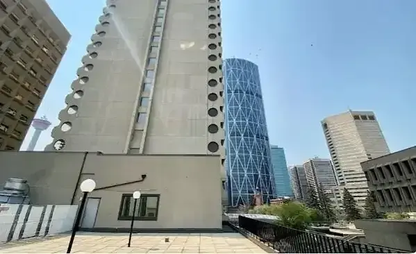 Spacious 2 Bedroom Fully Furnished Downtown Condo | 806 - 221 6 Avenue Southeast, Calgary | 2946888