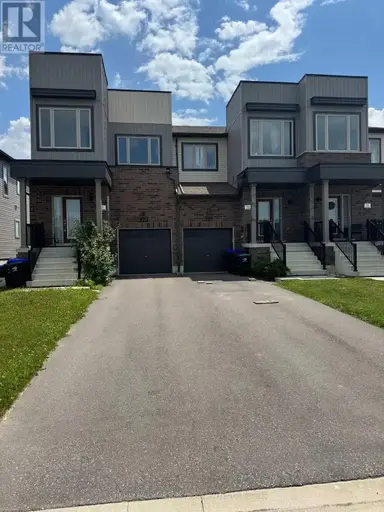 323 ATKINSON STREET | 323 ATKINSON STREET, Clearview | 2947041