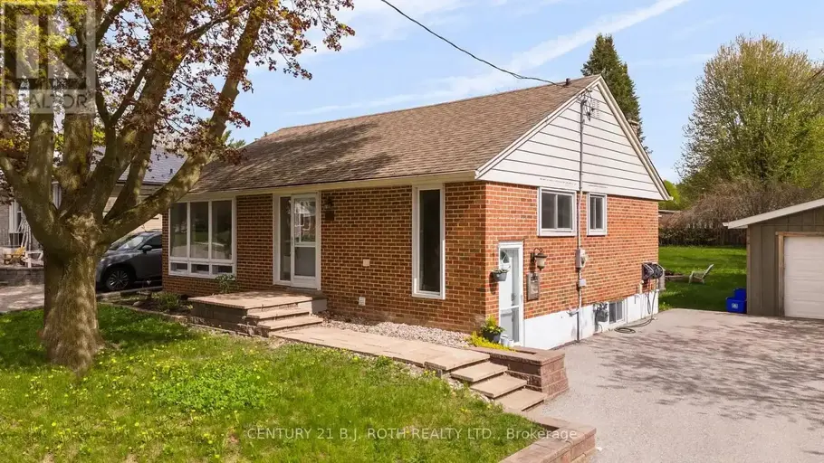 MAIN LEVEL - 243 WELLINGTON STREET E | MAIN LEVEL - 243 WELLINGTON STREET E, Barrie | 2947062