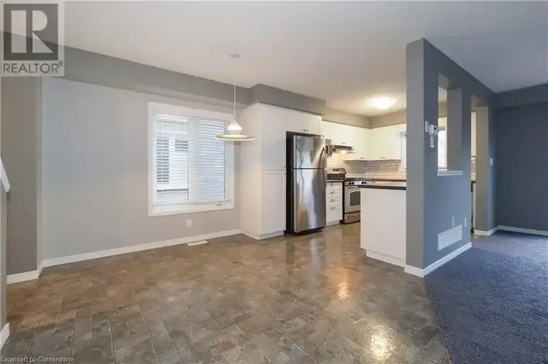7 UPPER MERCER Street Unit# J37 | 7 UPPER MERCER Street Unit# J37, Kitchener | 2951186
