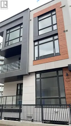 1017 - 14 DAVID EYER ROAD | 1017 - 14 DAVID EYER ROAD, Richmond Hill | 2951235