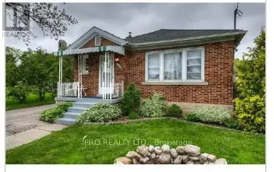 MAIN FLOOR - 444 STIRLING AVENUE S | MAIN FLOOR - 444 STIRLING AVENUE S, Kitchener | 2951244