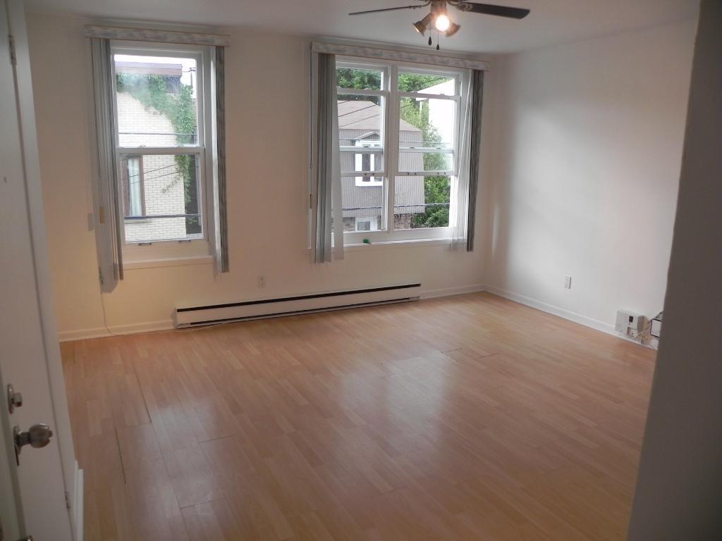 Beau 4 1/2 au Centre-ville, St-Sauveur | 2965887