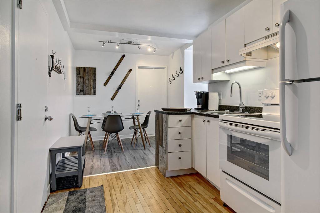 1ER OCT - Superbe 3 1/2 - meublé - tout compris - en plein ♥ du Vieux-Queébec | 3044779